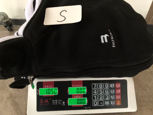 ￥89 B🔥L🔥🔥🔥IA🔥A JACKET FLEECE 88012308 (im 180CM 68KG iwear size S in the photo)